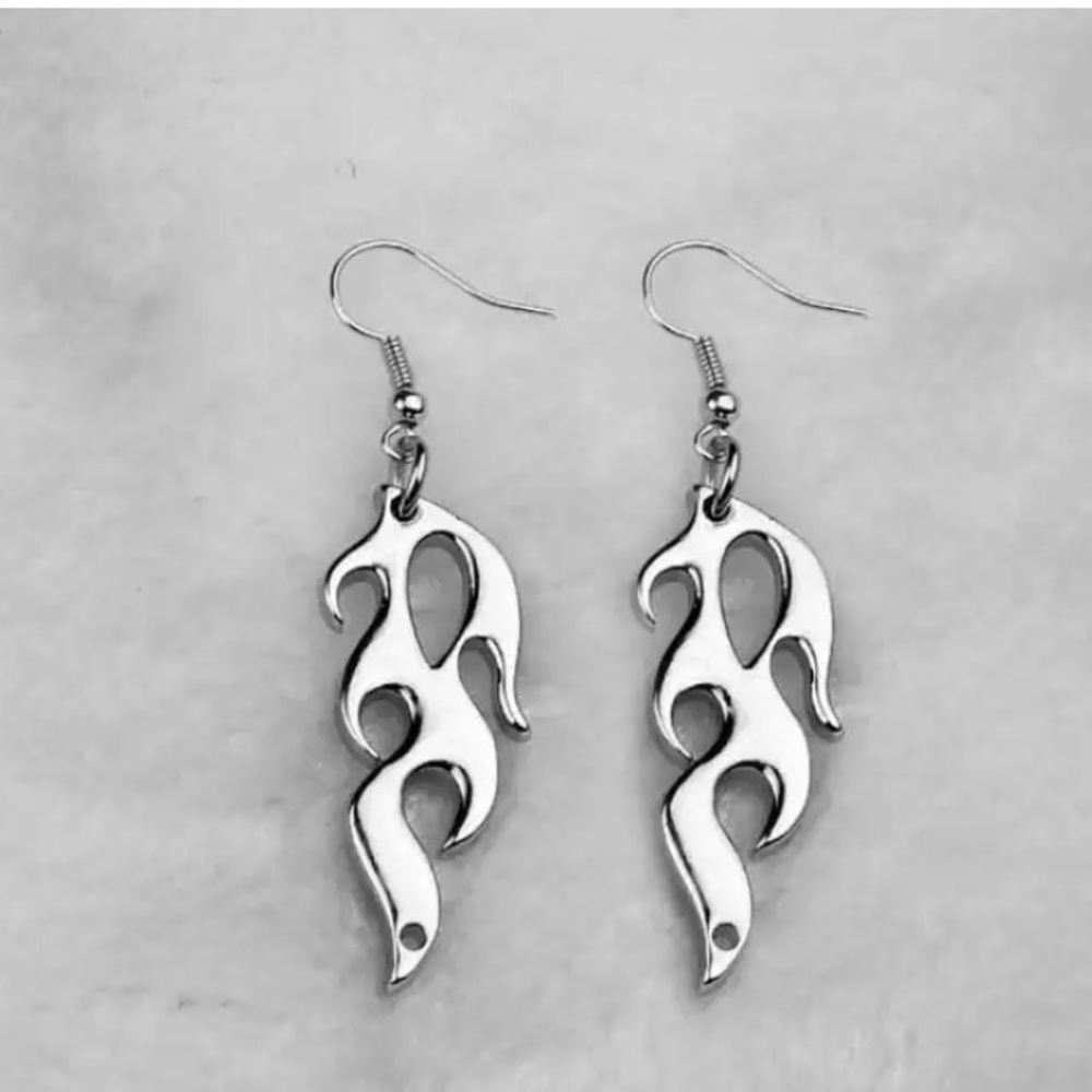 Fire Flame Metal French Hook Earrings - Picture 5 of 6